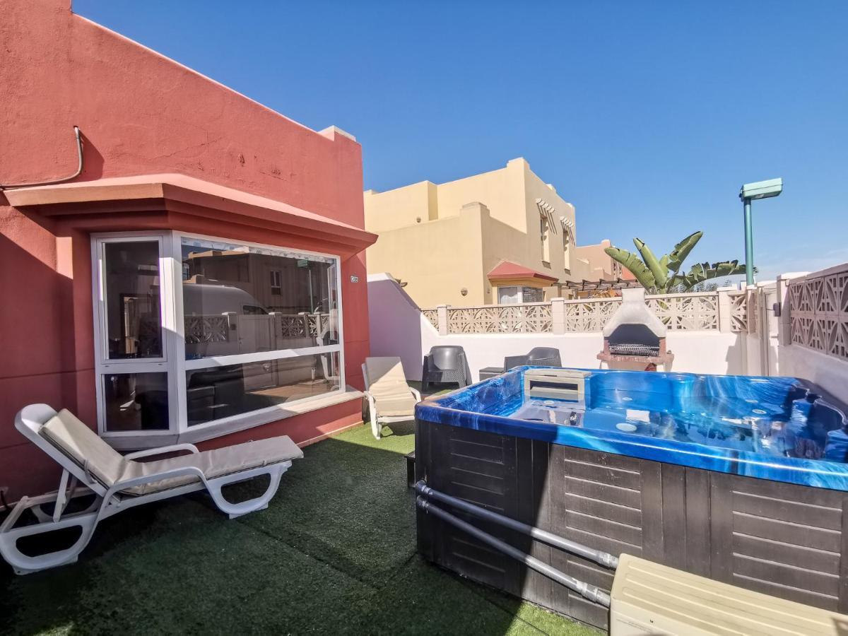 הוילה לה אוליבה Aeren House מראה חיצוני תמונה